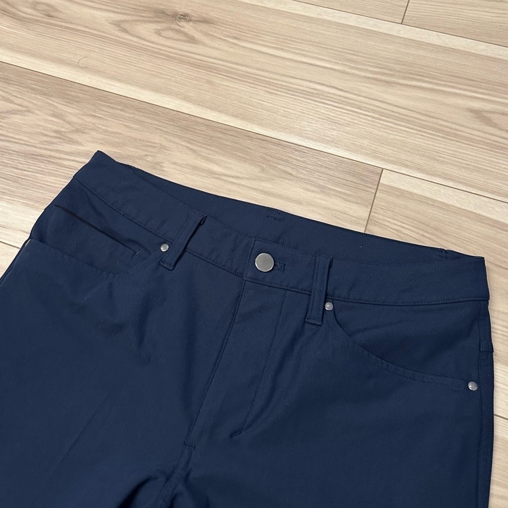 Lululemon Men’s ABC Slim-Fit 5 Pocket Pant 25”L Warpstreme - Picture 4 of 11